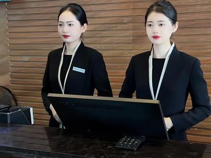 工作隨拍 禮賓部的服務禮儀與職業裝細節