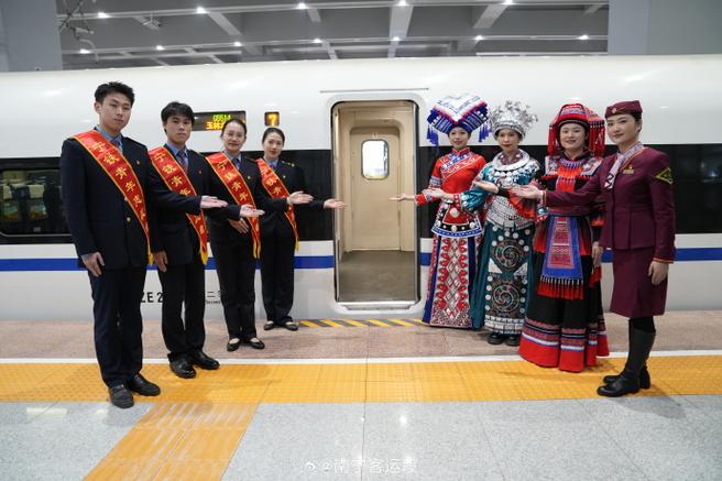 南珠高鐵南玉段開通運營在即，這份“禮儀服務指南”請查收